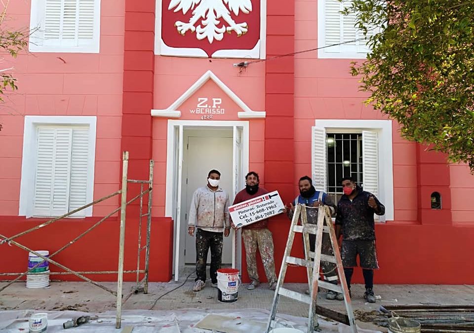 Elewacja Domu Polskiego w Berisso już odmalowana!